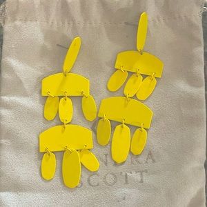 Kendra Scott chandelier earrings
